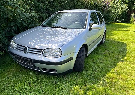 VW Golf Volkswagen 1.4 16V * Klima * TÜV neu *