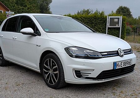 VW Golf Volkswagen e-, Batterietest 98%, Tüv neu, Top Ausgestat