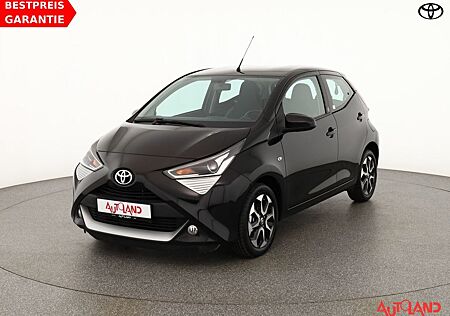 Toyota Aygo (X) Aygo 1.0 x-play Team D LED Android Apple Kamera