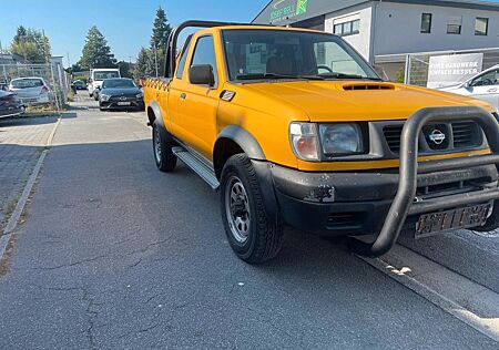 Nissan PickUp Pickup TD Doppelkabine Navara 4X4