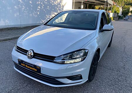VW Golf Volkswagen VII Lim. Comfortline DSG Navi Shz !!