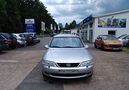 Opel Vectra 1.8 16V Elegance