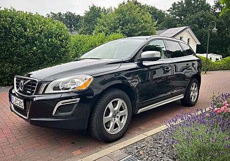 Volvo XC 60 XC60 D5 AWD R Design R Design