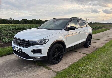 VW T-Roc Volkswagen 2.0 TDI DSG 4MOTION Sport AHK ACC Virtual
