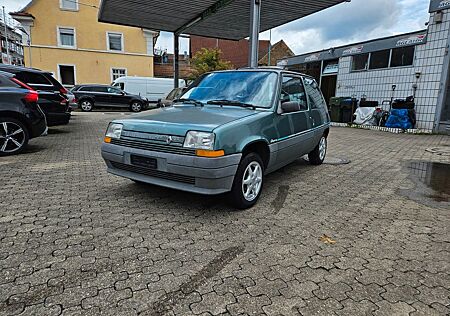 Renault R 5