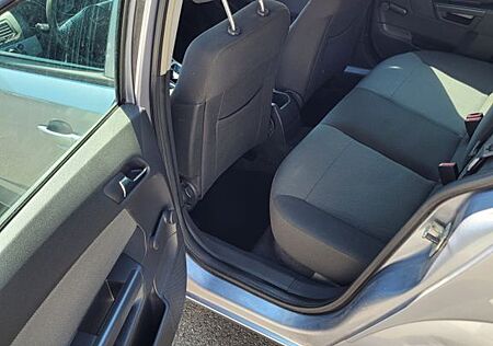 Opel Astra 1.4 Twinport -