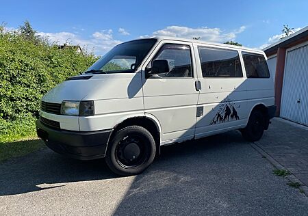 VW T4 Caravelle Volkswagen 2.4 D Camper/Van LKW-Zulassung