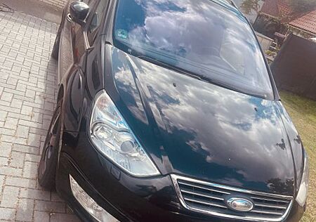 Ford Galaxy 2,02TDCi 200 PS DPF Titanium