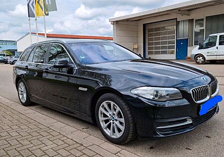 BMW 520d xDrive Touring A -