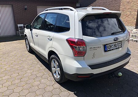 Subaru Forester 2.0D Exclusive Lineartronic Exclusive