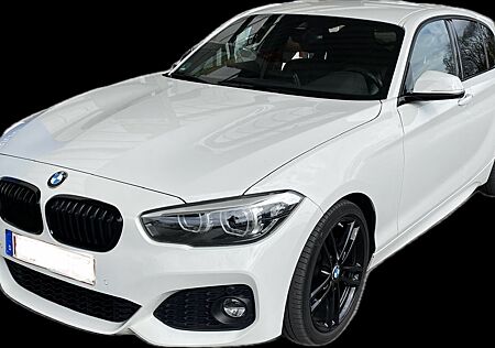 BMW 118i Edition M Sport Shadow Leder LED Navi