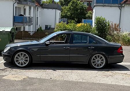 Mercedes-Benz E 320 CDI 3.2L AVANTGARDE