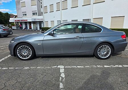 BMW 325i Coupé -