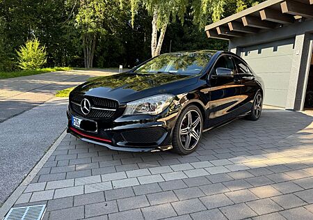 Mercedes-Benz CLA 250 SPORT AMG Line 4MATIC *COMAND* XENON*