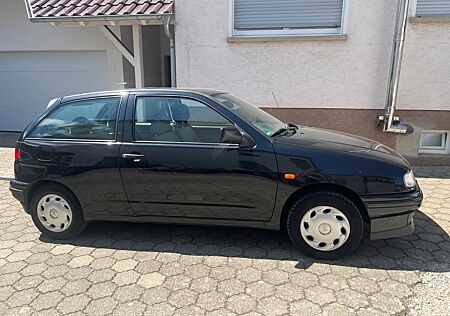 Seat Ibiza Basis 1.4 Basis