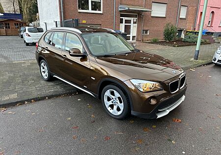 BMW X1 sDrive18d Automatik/Panorama