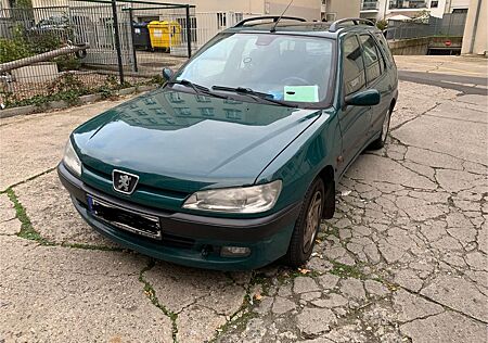 Peugeot 306 1.8 XR XR