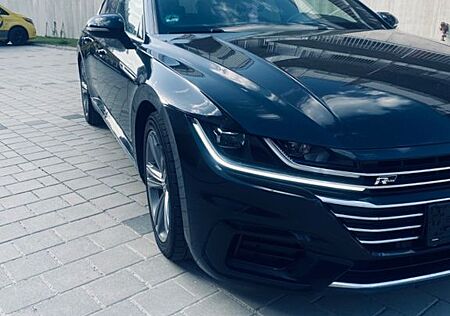 VW Arteon Volkswagen 2.0 TSI OPF DSG R-Line R-Line