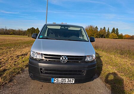 VW T5 Transporter Volkswagen 2,0 TDI 9 Sitzer lang 6-Gang