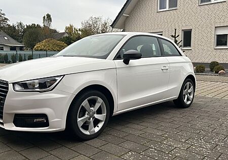 Audi A1 1.0 TFSI ultra sport - MMI - Klima