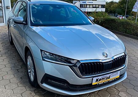 Skoda Octavia Combi Ambition Navi, LED, SHZ, WR, DSG