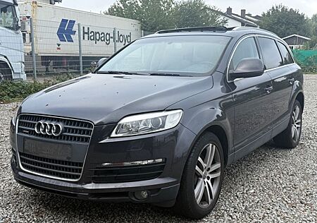 Audi Q7 4.2FSI quattro 7-SITZER/S-LINE|EXCLUSIVE|PANO