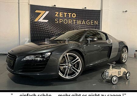 Audi R8 | Coupe | 4.2 FSI | Quattro | HANDSCHALTUNG |