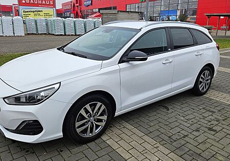 Hyundai i30 1.0 T-GDI YES! YES!