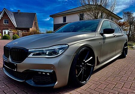 BMW 730d M Packet Fontentertaiment 22 zoll usw