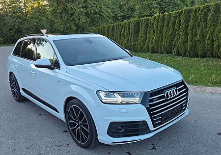 Audi Q7 3.0 TDI quattro tiptronic -