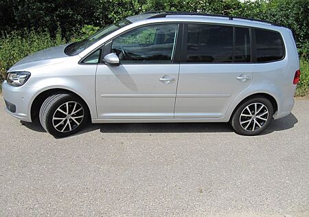 VW Touran Volkswagen 1.6 TDI DSG Comfortline BlueMotion Te...