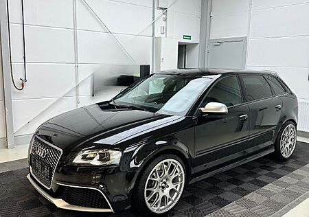 Audi RS3 gebraucht kaufen Audi RS3 ,BBS,Schalensitze,12f.bereift,BOSE,Perleffekt