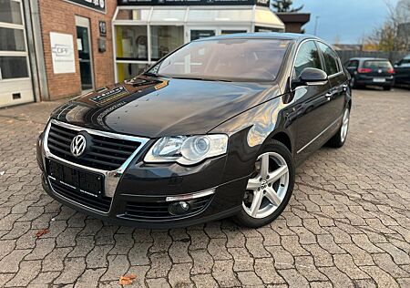 VW Passat Volkswagen Lim. NAVI SZH SCHECKHEFT