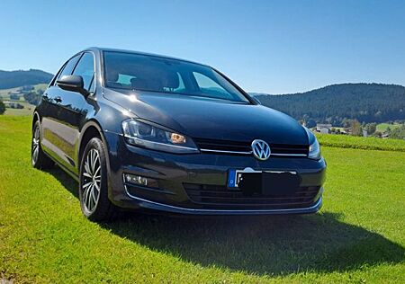 VW Golf Volkswagen 1.6 TDI DSG ALLSTAR AHK, NAVI, SOUNDSYSTEM