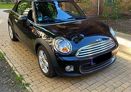 Mini One Cabrio 1.6 - Sonderausstattung Navi