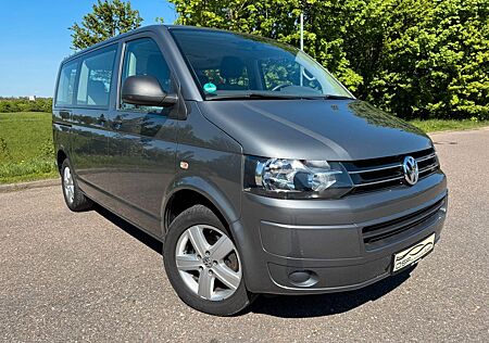 VW T5 Multivan Volkswagen 2.0 TDI,AHK,Klimaauto,PDC,7Sitze