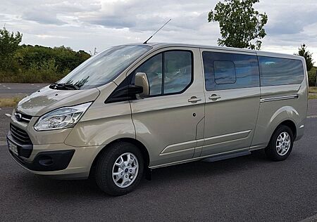 Ford Tourneo Custom
