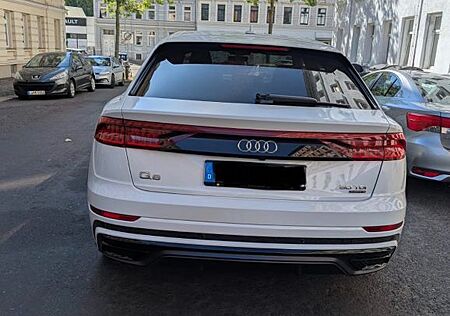 Audi Q8 50 TDI quattro tiptronic -