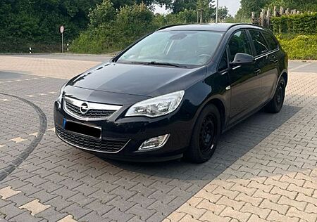 Opel Astra J Sports Tourer 1.7 CDTI - 125PS