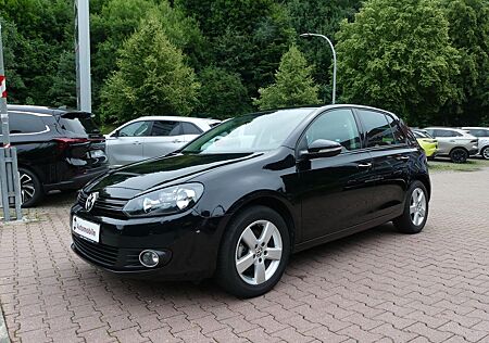 VW Golf Volkswagen *Team*PDC*Tempomat*AHK*SHZ*Klima