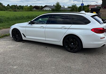BMW 540i xDrive Touring A -