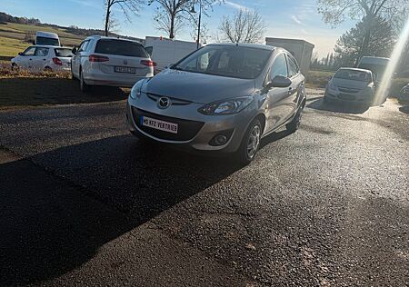 Mazda 2 Lim. 1.3 Active.Tüv neu.Servis Neu.Wenig KM