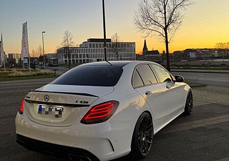 Mercedes-Benz C 43 AMG Mercedes-AMG C 43 4MATIC