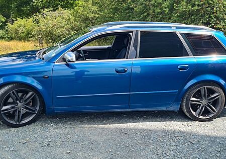 Audi A4 1.8 T Avant -