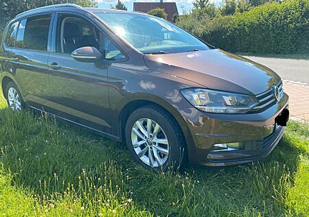 VW Touran Volkswagen 1.6 TDI SCR Comfortline BMT Comfortline