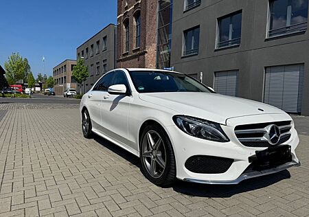 Mercedes-Benz 220