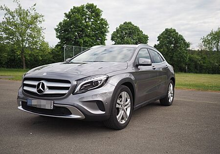 Mercedes-Benz GLA 200 Urban, AHK, aktiver Park-Assistent