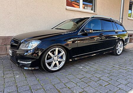 Mercedes-Benz 220 AMG-Paket