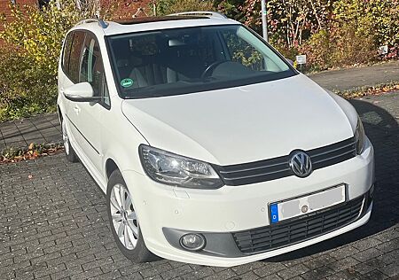 VW Touran Volkswagen 2.0 TDI DSG Highline BlueMotion Tech ...