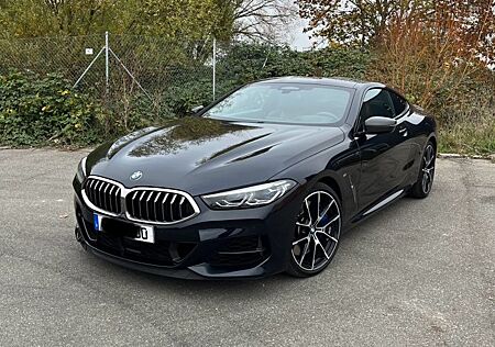 BMW M850i xDrive Coupé - Carbon*HK*Headup*360